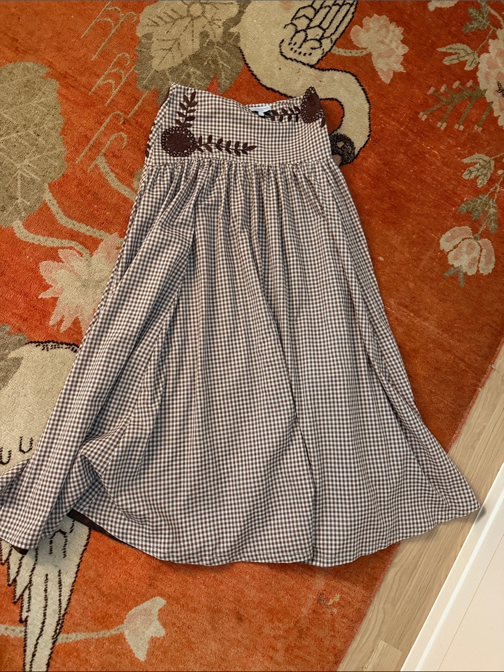 Mi Golondrina Brown and White Gingham Maxi Skirt with Floral Embroidery - Picture 2 of 3